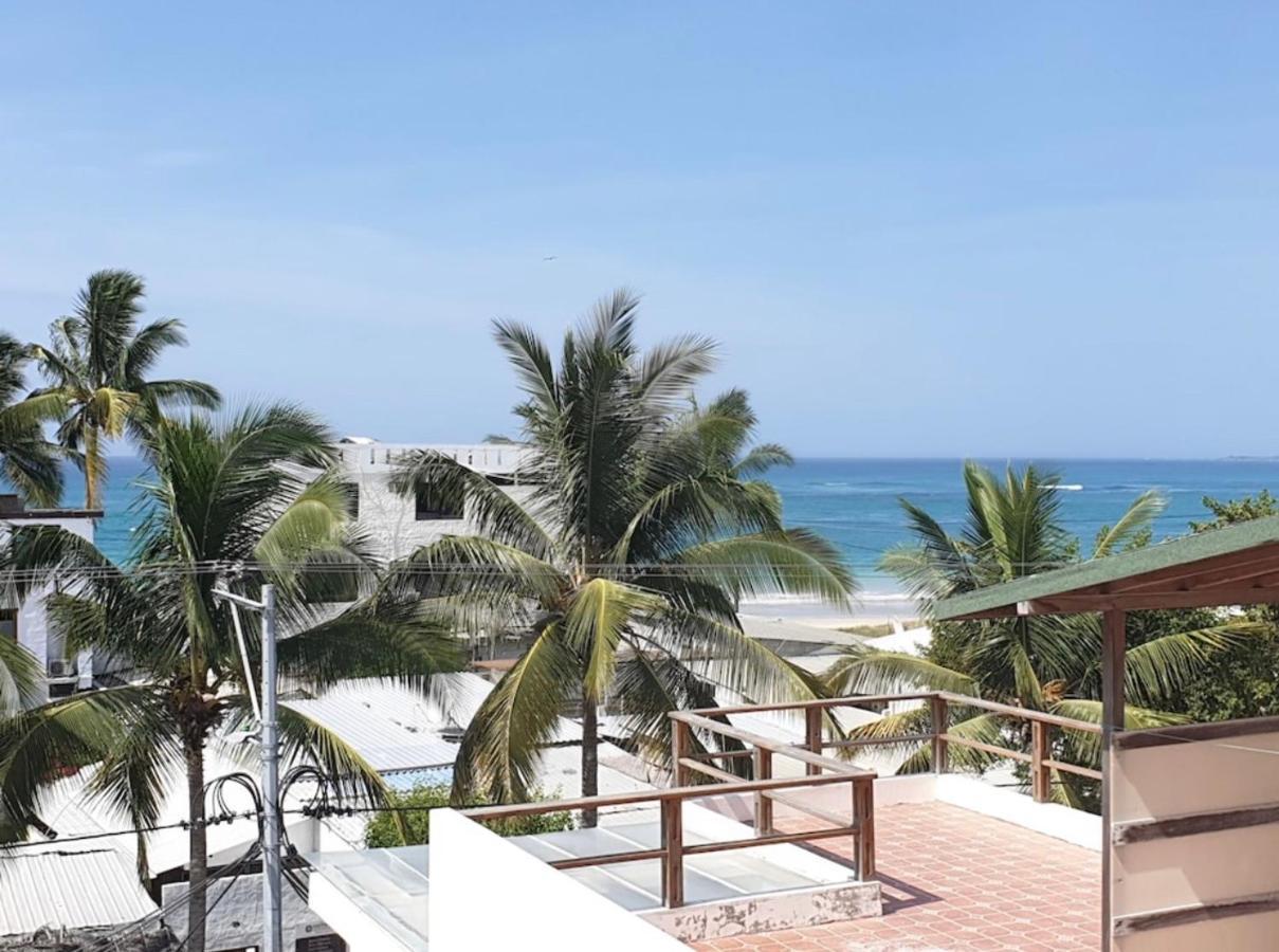 Sun Island Hotel Puerto Villamil Bagian luar foto