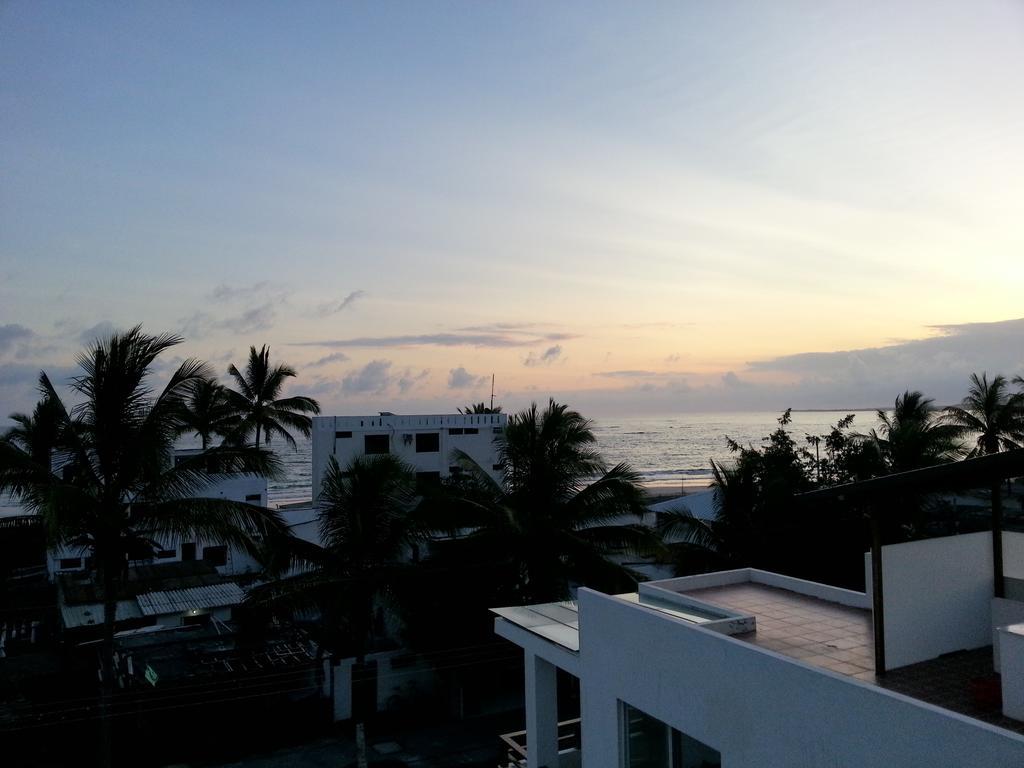 Sun Island Hotel Puerto Villamil Bagian luar foto
